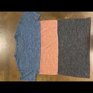 Women’s large knitted shirt.